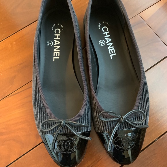 Chanel black/grey ballet flats 38.5 w/box from BG - Picture 2 of 6